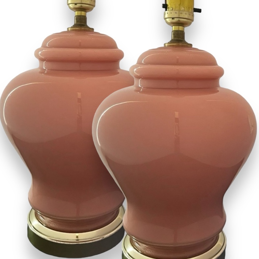 MCM Glossed Peach Ginger Chinese Styled Vintage Lamp Pair
